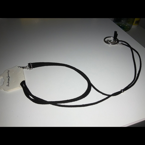 NWT! Layered Choker Necklace - Picture 2 of 5